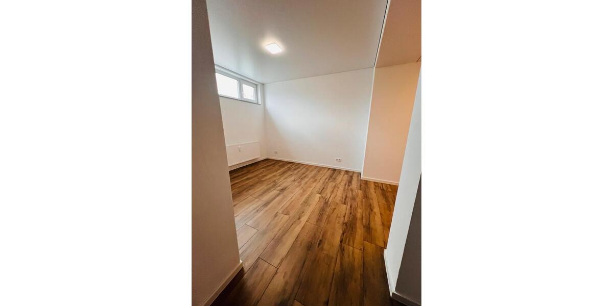 Erdgeschoßwohnung Bruchmühlbach-Miesau Miesau - 4.5 Zimmer, 150 m&sup2;, 1.600&euro; | Angebot:26405794