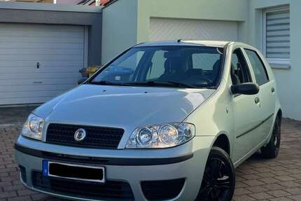 Fiat Punto 180.000 km 2.000 &euro; Winnenden, Stadt 71364