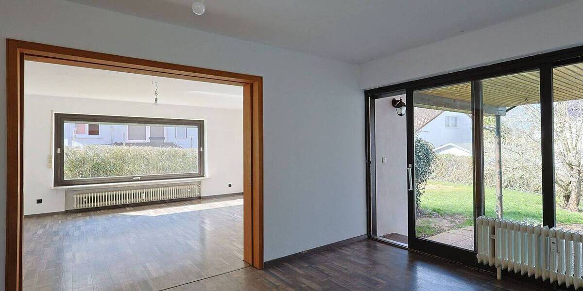 Einfamilienhaus Calw Alzenberg - 8 Zimmer, 229 m&sup2;, 550.000&euro; | Angebot:26064674