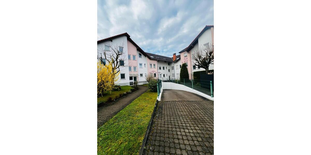 Dachgeschoßwohnung Hanau Groß-Steinheim - 3 Zimmer, 74 m&sup2;, 910&euro; | Angebot:24870323