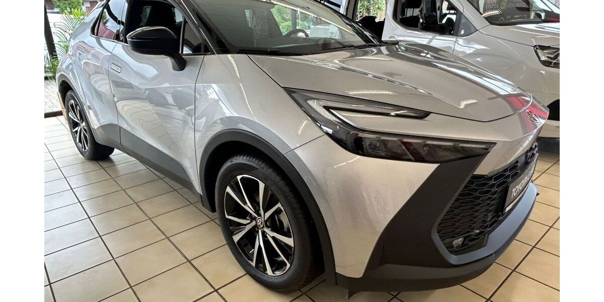Toyota C-HR 13.500 km 29.990 &euro; Wiesmoor 26639