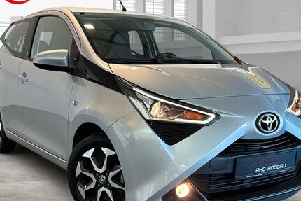 Toyota Aygo (X) 10.630 km 11.999 &euro; Hanau 63452