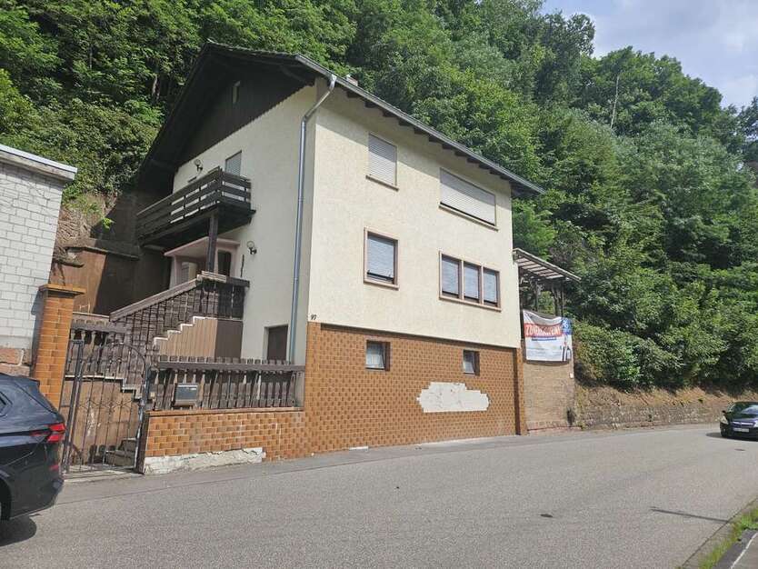 Haus zum Kaufen in Elmstein 129.000 € 120 m²