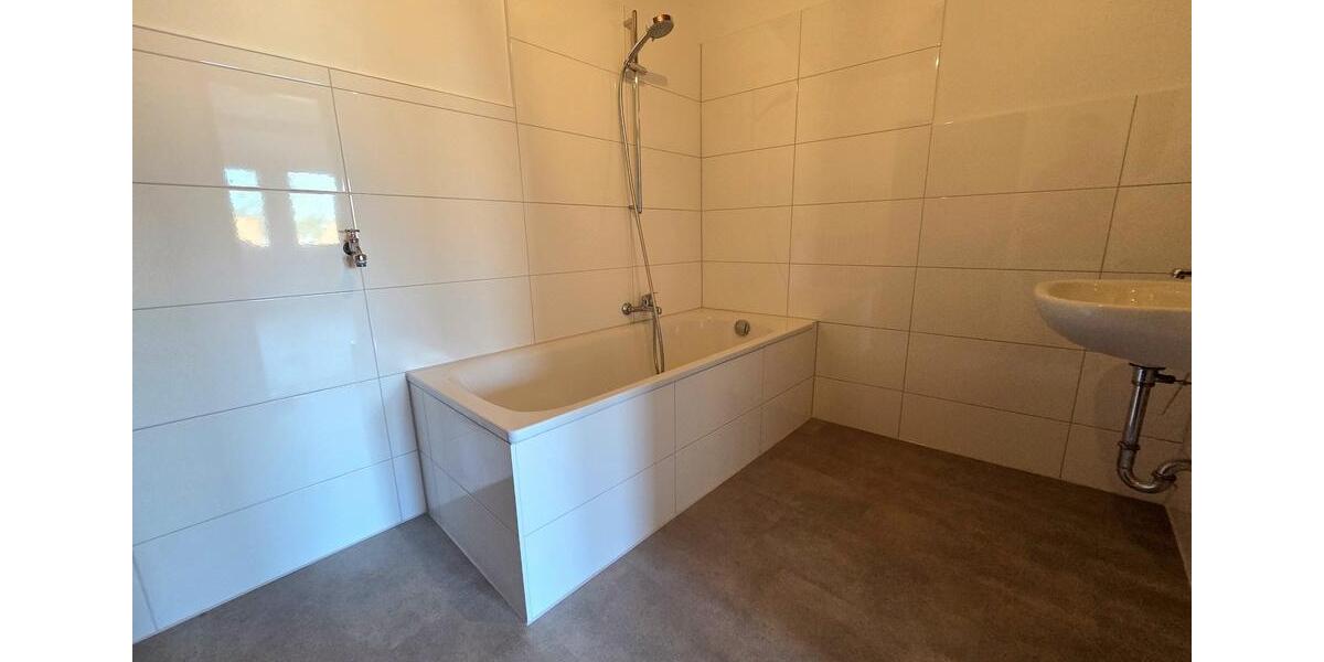 Dachgeschoßwohnung Bad Rodach - 3 Zimmer, 98 m&sup2;, 600&euro; | Angebot:26095511