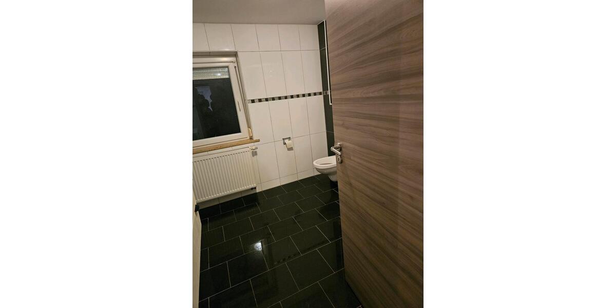 Erdgeschoßwohnung Neustadt an der Donau - 2 Zimmer, 82 m&sup2;, 700&euro; | Angebot:26394267