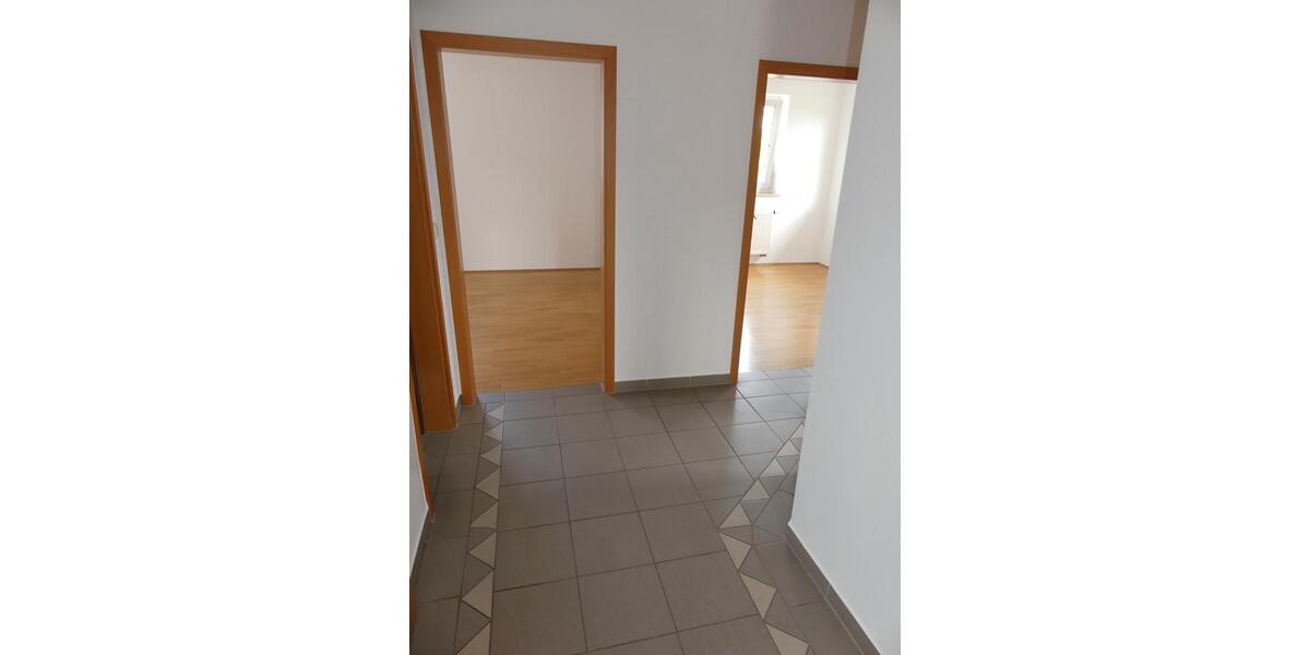 Etagenwohnung Nabburg - 3 Zimmer, 71 m&sup2;, 210.000&euro; | Angebot:25374412