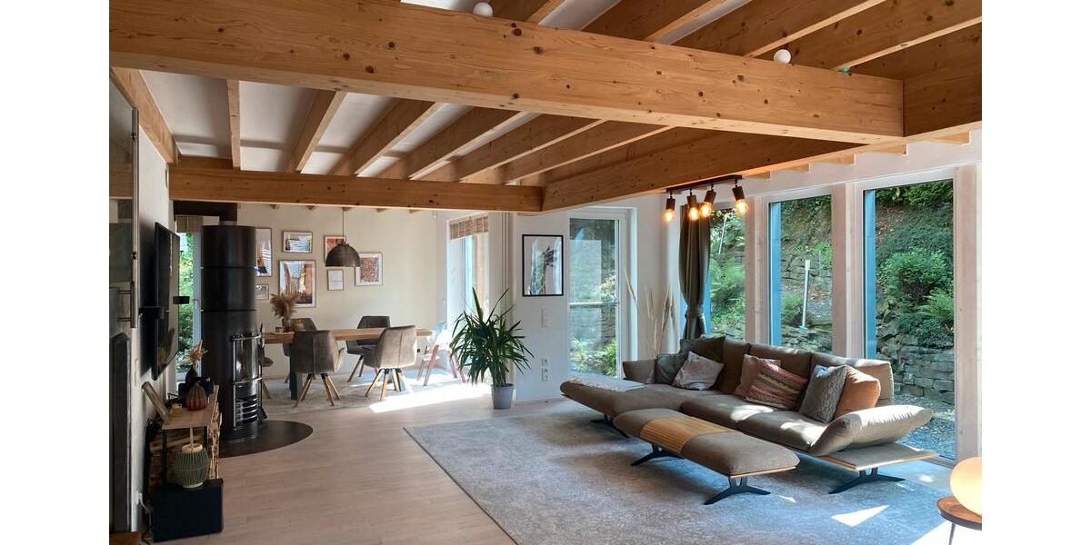 Einfamilienhaus Marienheide - 8 Zimmer, 206 m&sup2;, 610.000&euro; | Angebot:25841984