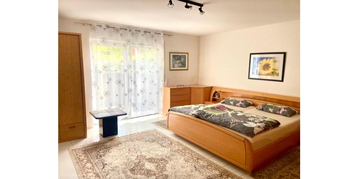 Erdgeschoßwohnung Ursensollen - 3 Zimmer, 140 m&sup2;, 1.045&euro; | Angebot:26686970