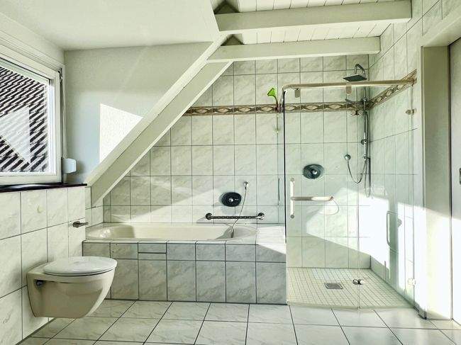 Etagenwohnung Bad Krozingen-Biengen Biengen - 4 Zimmer, 124 m&sup2;, 369.000&euro; | Angebot:25740948
