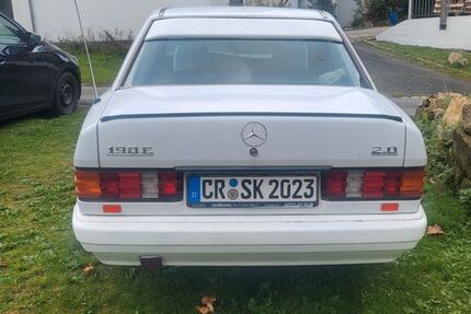 Mercedes-Benz 190 150.000 km 2.700 € Grafengehaig 95356