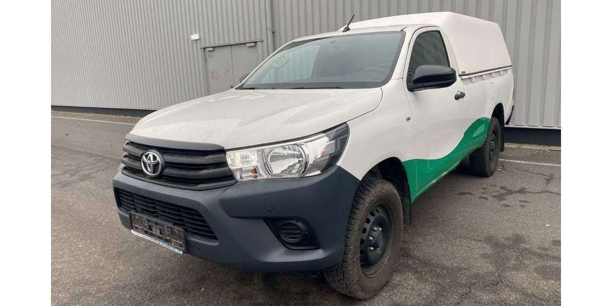 Toyota Hilux 217.000 km 18.290 &euro; Cottbus 03051