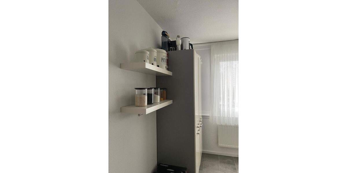 Etagenwohnung Ludwigshafen am Rhein Pfingstweide - 3 Zimmer, 80 m&sup2;, 950&euro; | Angebot:24845640