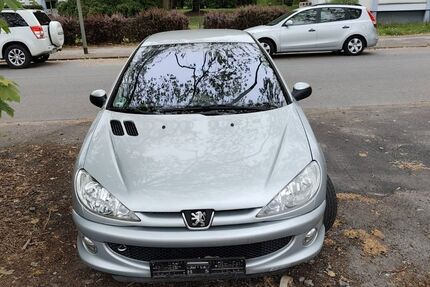 Peugeot 206 195.246 km 899 &euro; Duisburg 47226