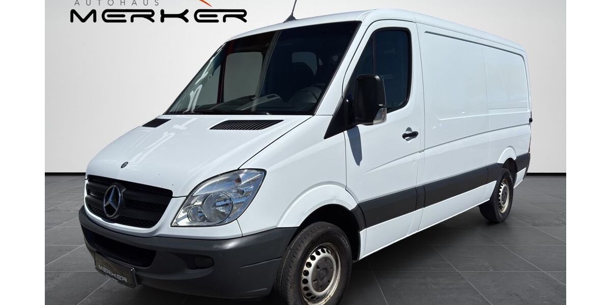 Mercedes-Benz Sprinter 226.882 km 11.490 &euro; Nister-Möhrendorf 56477