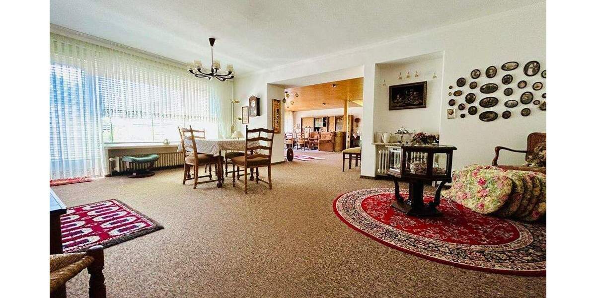 Einfamilienhaus Oldendorf - 5 Zimmer, 245 m&sup2;, 250.000&euro; | Angebot:25668493