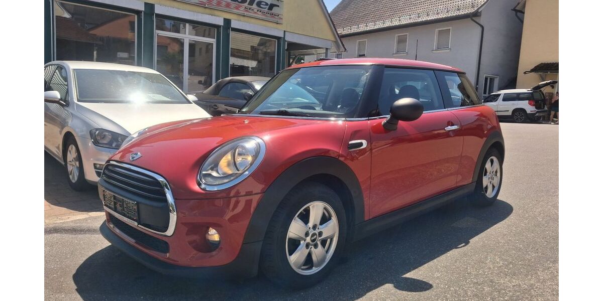 Mini ONE 81.700 km 8.750 &euro; Lauterhofen 92283
