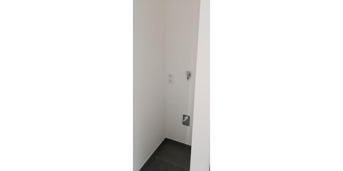 Dachgeschoßwohnung Oettingen in Bayern - 3 Zimmer, 103 m&sup2;, 1.200&euro; | Angebot:24877175
