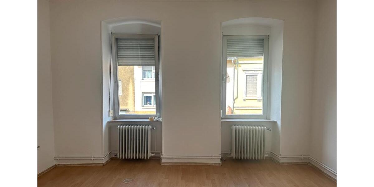 Etagenwohnung Neunkirchen - 4 Zimmer, 120 m&sup2;, 850&euro; | Angebot:26407083