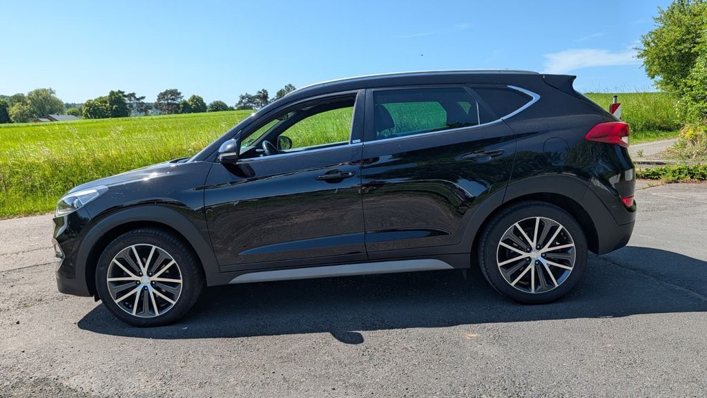 Hyundai TUCSON 133.500 km 14.900 &euro; Stadtallendorf 35260