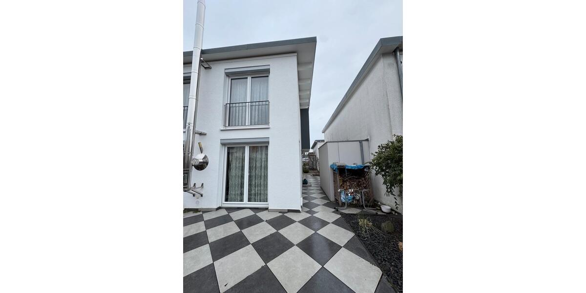 Einfamilienhaus Ostfildern - 7 Zimmer, 150 m&sup2;, 2.700&euro; | Angebot:24733813