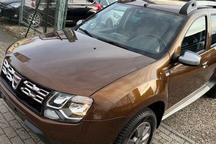 Dacia Duster 100.000 km 7.999 &euro; Essen 45147