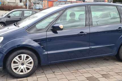 Ford S-Max 281.858 km 2.500 &euro; Ilsfeld 74360