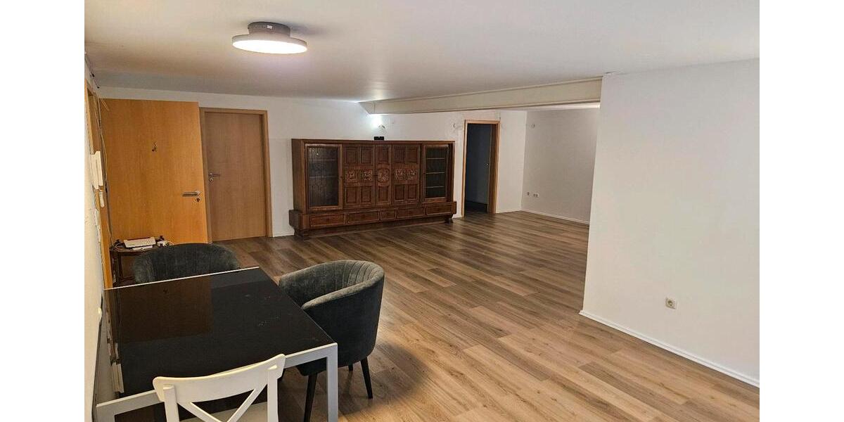Etagenwohnung Petershagen - 3 Zimmer, 102 m&sup2;, 880&euro; | Angebot:25226717