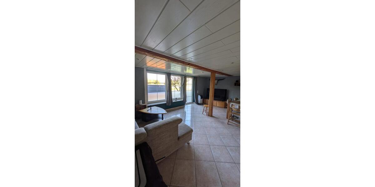 Erdgeschoßwohnung Hüttenberg - 4 Zimmer, 120 m&sup2;, 1.750&euro; | Angebot:26250147