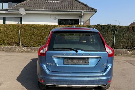 Volvo XC60 320.000 km 12.290 &euro; Oerlinghausen 33813