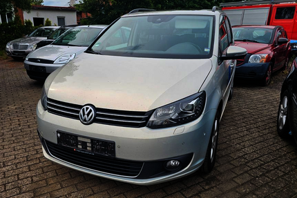 VW Touran 142.581 km 10.999 &euro; Salzwedel OT Brietz 29410