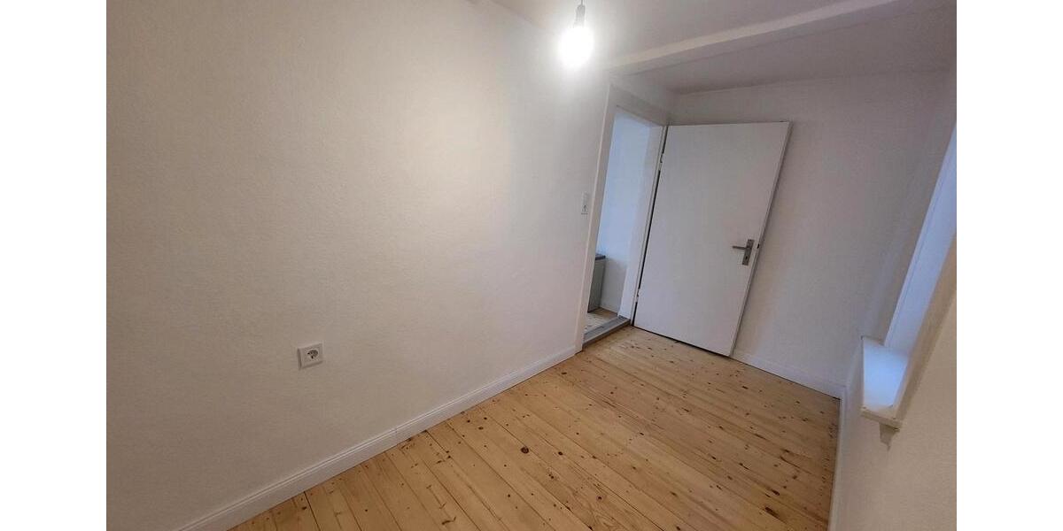 Traumhaftes Einfamilienhaus im Märchenviertel mit kleinem Garten 4 zimmer