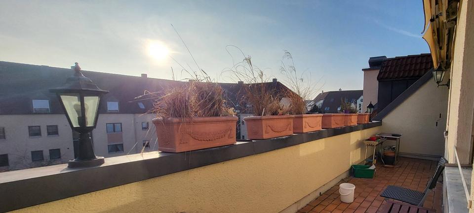 Dachgeschoßwohnung Augsburg Haunstetten-Siebenbrunn - 5 Zimmer, 126 m&sup2;, 420.000&euro; | Angebot:25294820