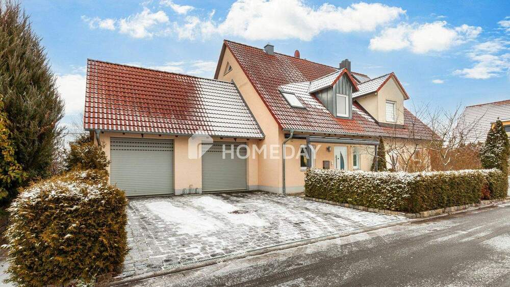Doppelhaushälfte Erlangen Büchenbach - 8 Zimmer, 111 m&sup2;, 720.000&euro; | Angebot:25737636