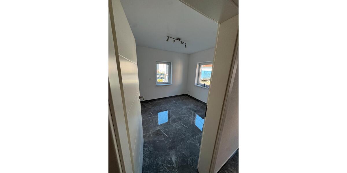 Erdgeschoßwohnung Büdingen - 4 Zimmer, 115 m&sup2;, 1.250&euro; | Angebot:26366717