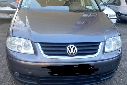 VW Touran 150.000 km 3.900 &euro; Speyer 67346