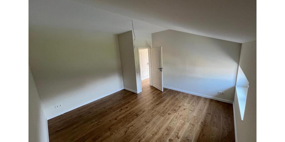Doppelhaushälfte Bremervörde - 4 Zimmer, 140 m&sup2;, 1.600&euro; | Angebot:25236575