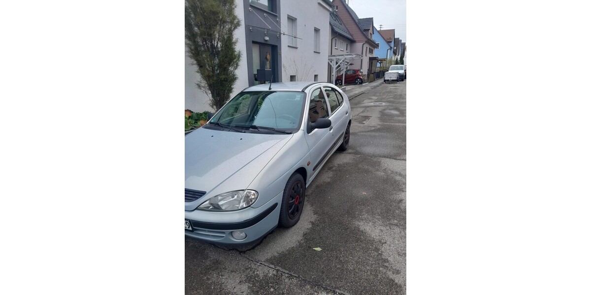 Renault Megane 127.430 km 1.200 &euro; Schwaikheim 71409