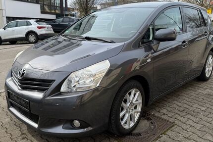 Toyota Verso 169.000 km 7.490 &euro; Filderstadt / bei Stuttgart 70794