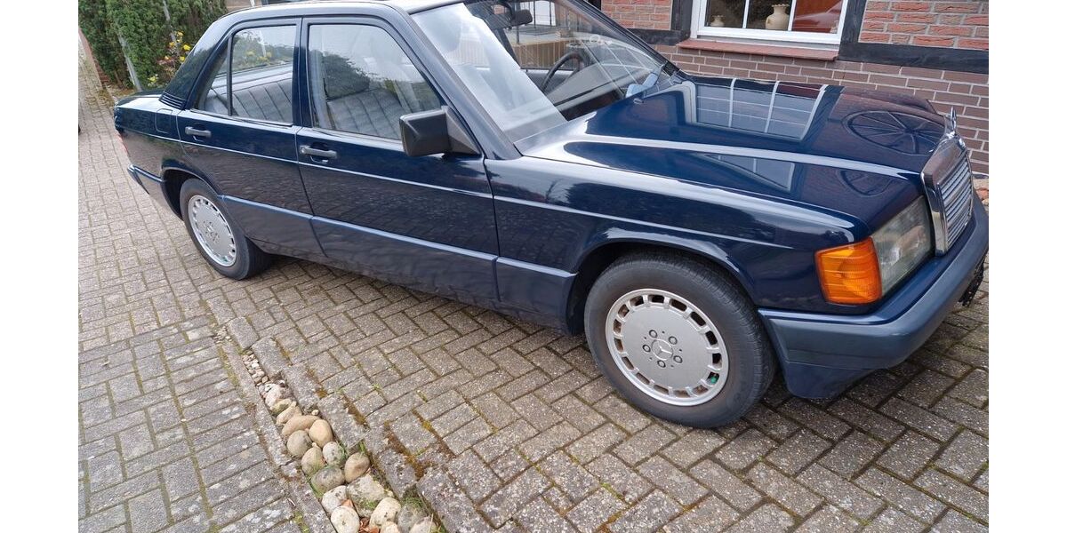 Mercedes-Benz 190 15.900 km 12.500 &euro; Bad Zwischenahn 26160