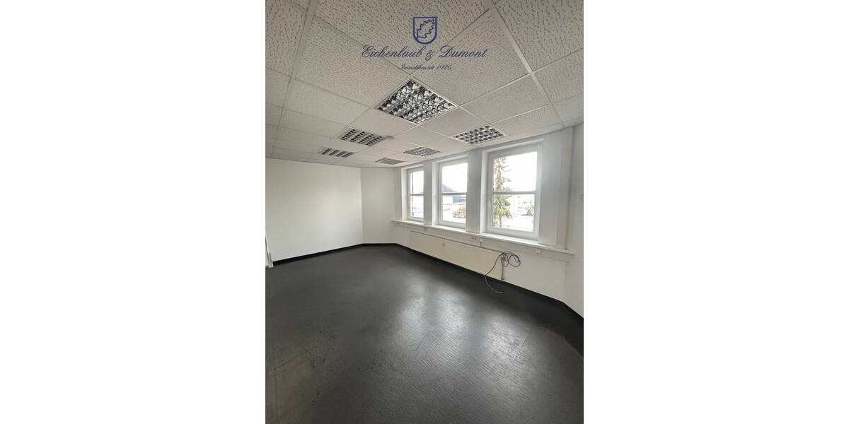 Gewerbeobjekt Saarlouis / Roden Roden - 6 Zimmer, 181 m&sup2;, 1.350&euro; | Angebot:26334329