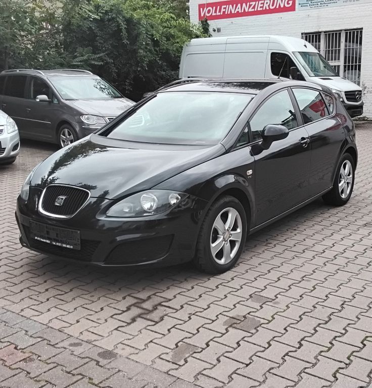 Seat Leon 145.500 km 4.450 € Berlin 13409