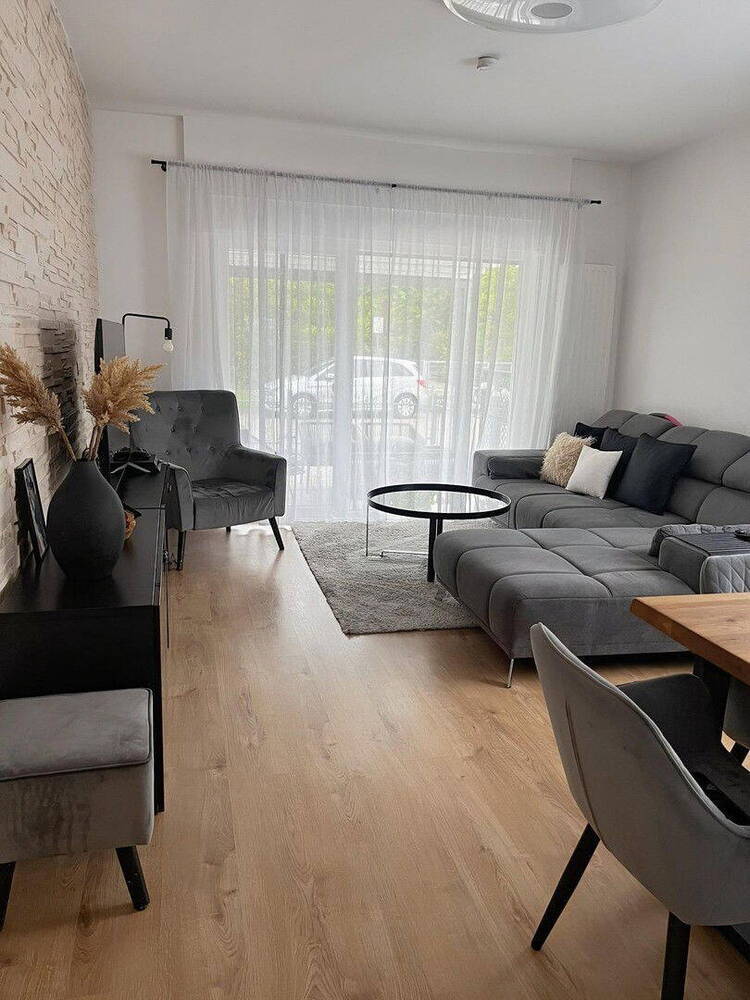 Modernisierte 3-Zimmer-Wohnung mit Terrasse & Garage in ruhiger Bestlage von Ludwigsburg-Hoheneck