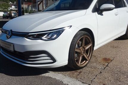 VW Golf