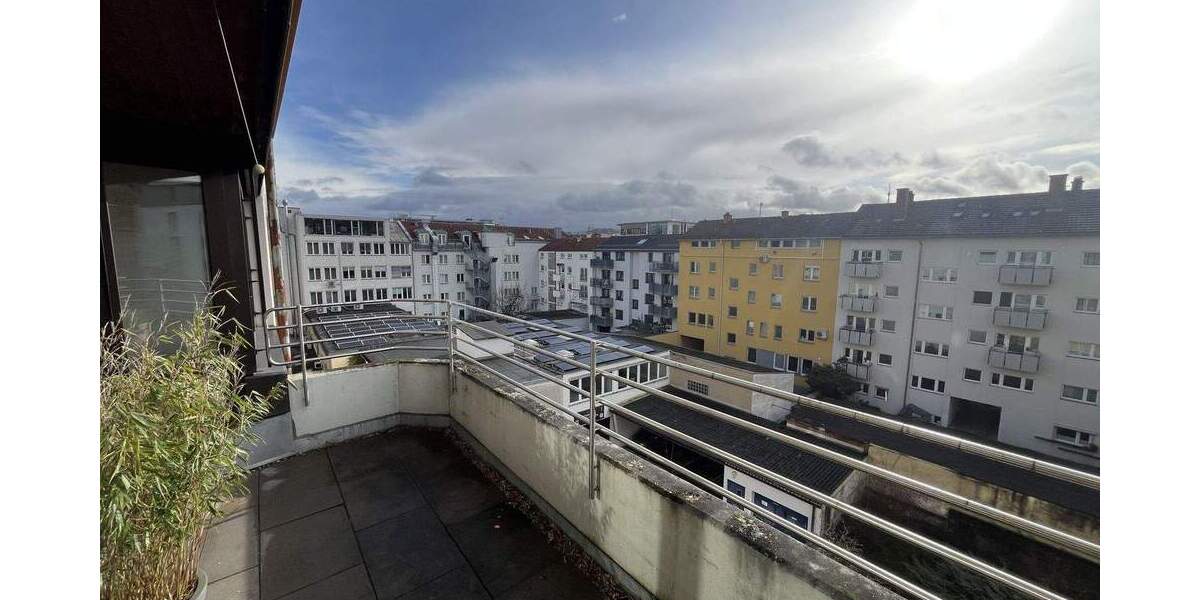 Etagenwohnung Stuttgart West - 3 Zimmer, 109 m&sup2;, 1.343&euro; | Angebot:25089186