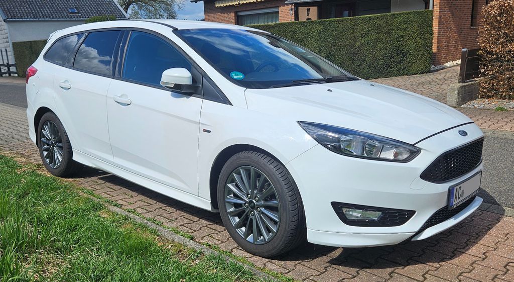 Ford Focus 134.700 km 8.900 &euro; Roetgen - Rott 52159