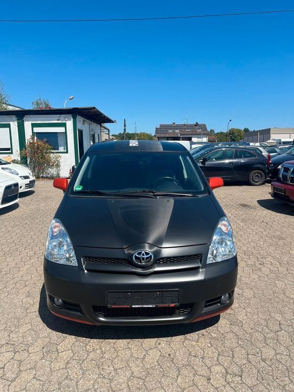 Toyota Corolla Verso 198.000 km 2.999 € Nürnberg 90439