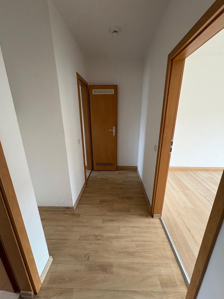 Sofort bezugsfertige 2-Raum-Wohnung zimmer