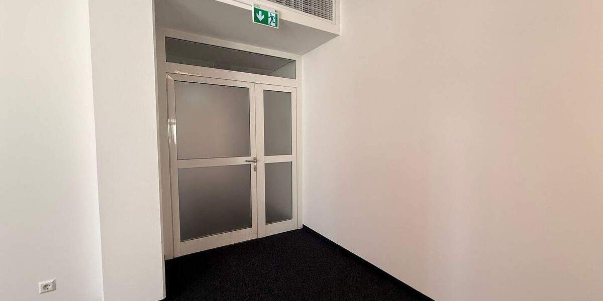 Gewerbeobjekt Leipzig Südvorstadt - 9 Zimmer, 289 m&sup2;, 3.614&euro; | Angebot:25564306