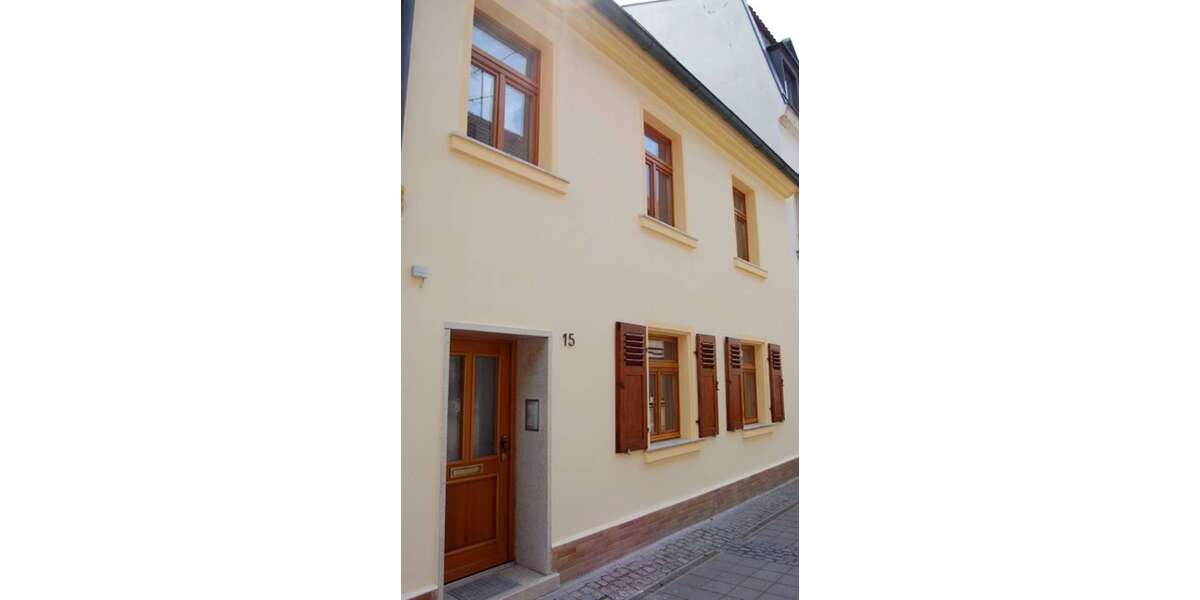 Haus zum Mieten in Erlangen 1.680 € 102 m² 3.5 zimmer