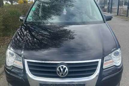 VW Touran 227.500 km 2.550 &euro; Oberstadion 89613
